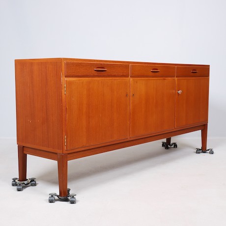 Sideboard