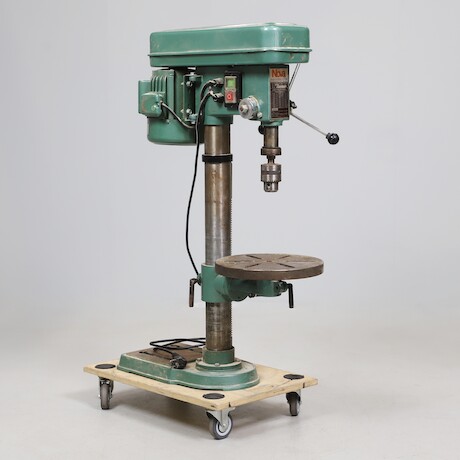 Pelarborrmaskin Nova