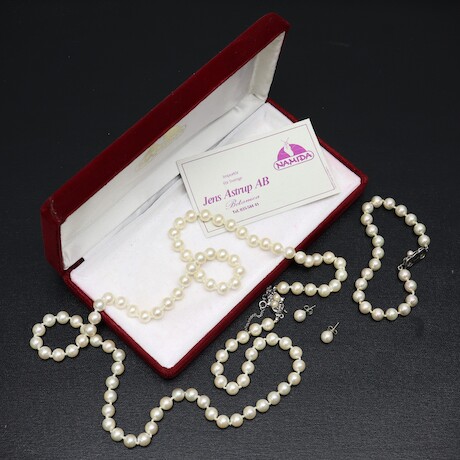 Halsband