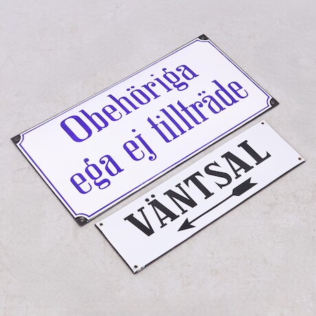 Emaljskyltar
