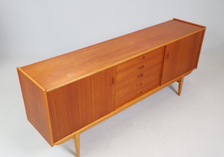 Sideboard