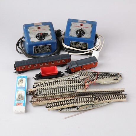 Modelljärnvägsdelar