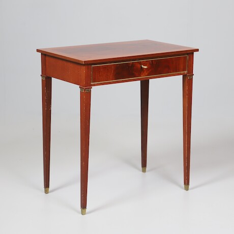 Damarbetsbord Gustaviansk