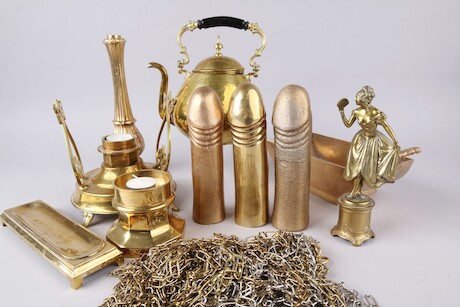 Mässingsföremål