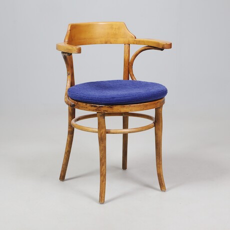 Karmstol Thonet-stil