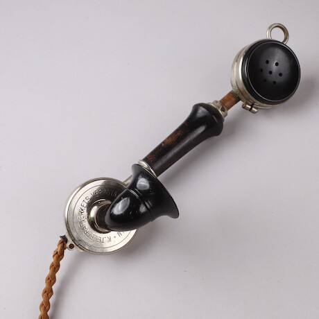 Telefon