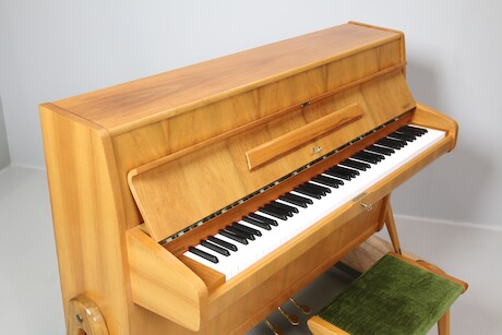 Piano Sauter