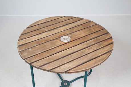 Trädgårdsbord