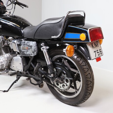 Motorcykel Suzuki Gs