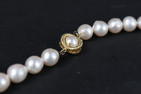 Pärlcollier