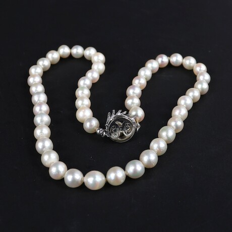 Pärlcollier