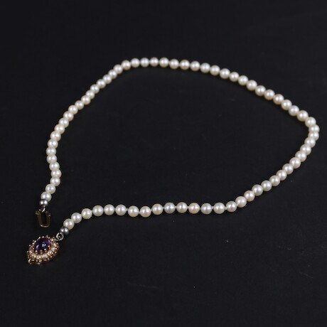 Pärlcollier