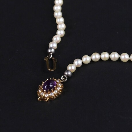 Pärlcollier