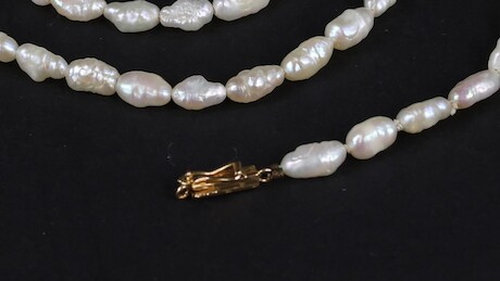 Pärlcollier