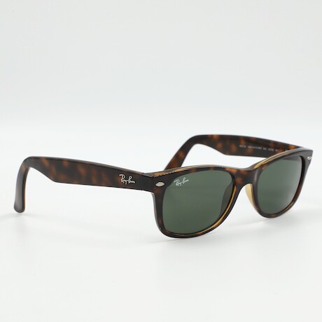 Ray-Ban