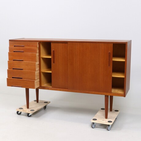 Sideboard