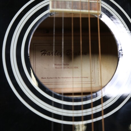 Gitarr Harley Benton